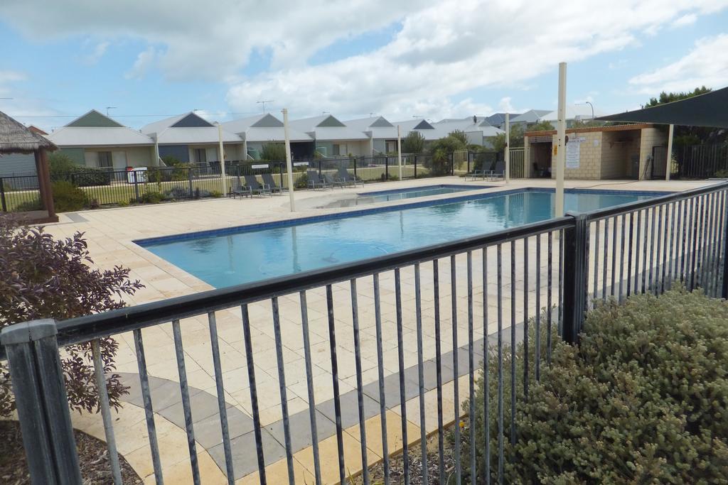 Вилла Seafront Unit 50 Джуриен-Бэй Экстерьер фото