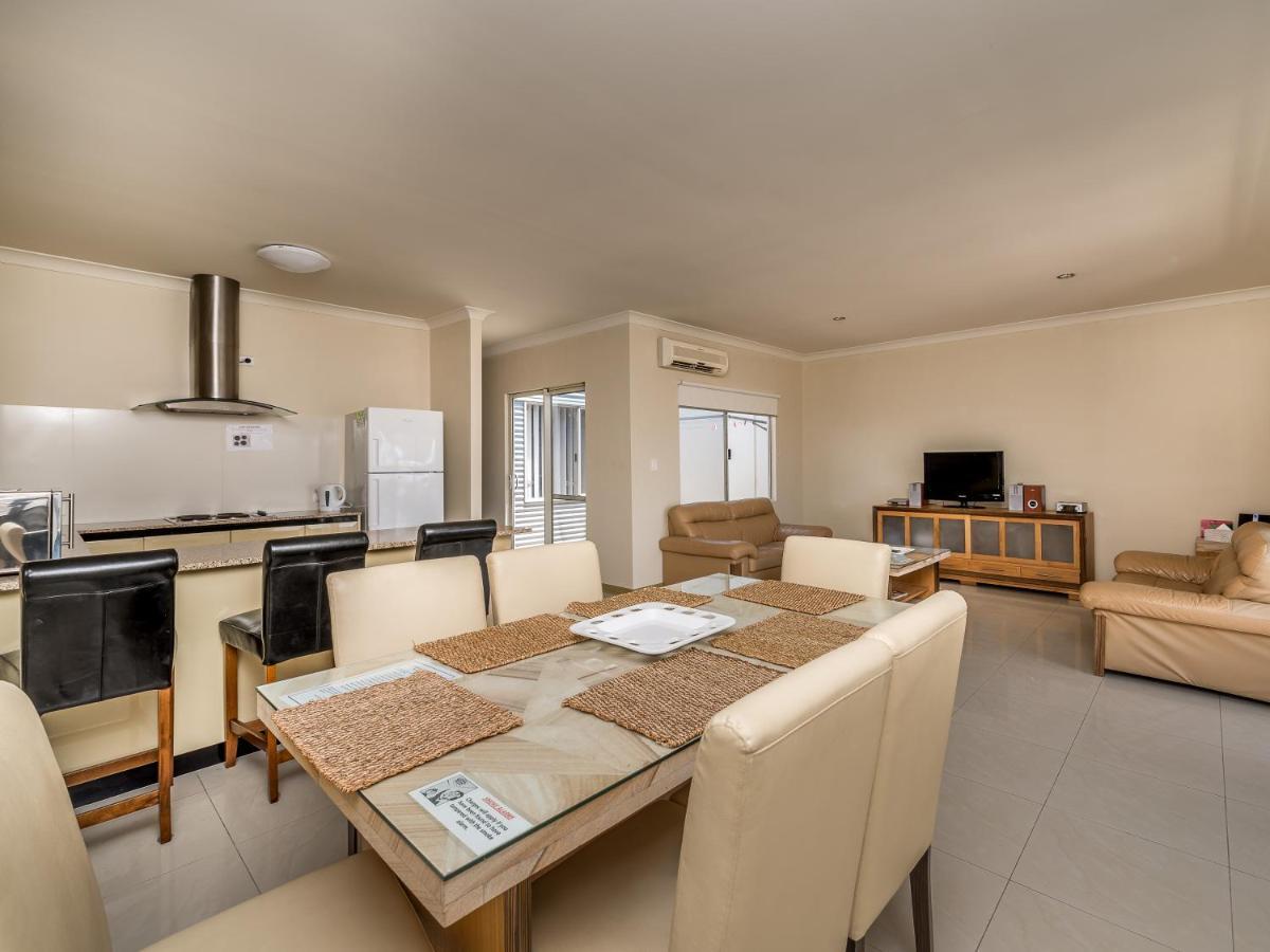 Вилла Seafront Unit 50 Джуриен-Бэй Экстерьер фото